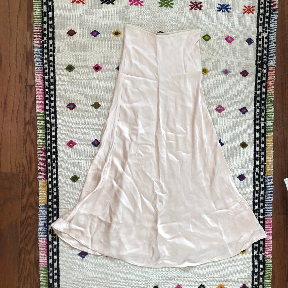 Rue Sophie Satin midi skirt. Size XS